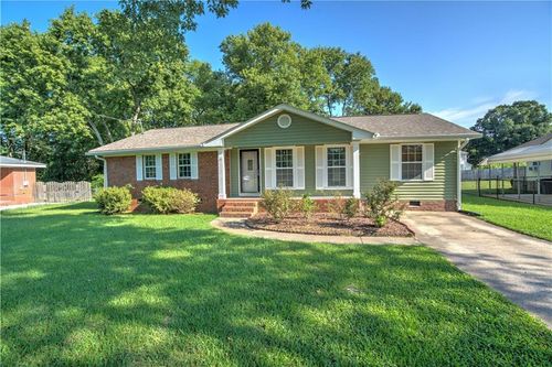 21 Fernwood Way Ne, Rome, GA, 30161-9620 | Card Image