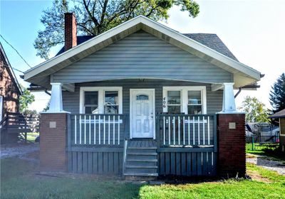 406 Darlington Rd, House other with 3 bedrooms, 1 bathrooms and 3 parking in Beaver Falls PA | Image 1