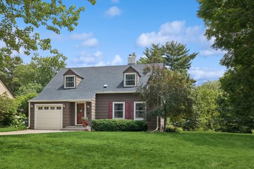 6633 Lynwood Boulevard, Richfield, MN, 55423 | Card Image