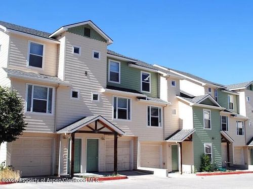 unit-8e-800 S Whiteriver Ave, Rifle, CO, 81650-2728 | Card Image