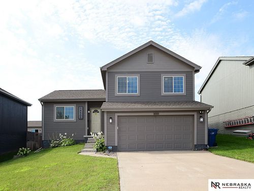 14505 Sunrise St, Bennington, NE, 68007-6419 | Card Image
