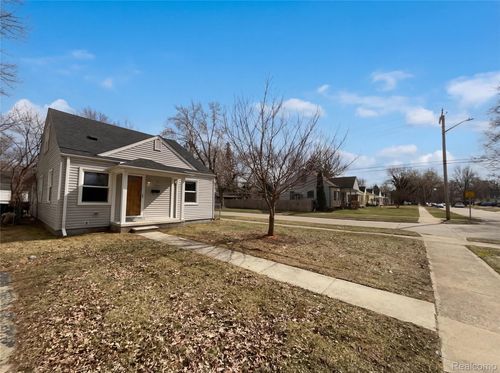 15802 Woodworth, Redford, MI, 48239-3971 | Card Image