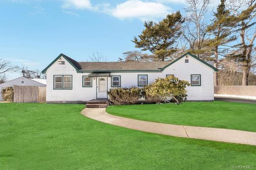 114 Monroe Dr, Mastic Beach, NY, 11951-4904 | Card Image