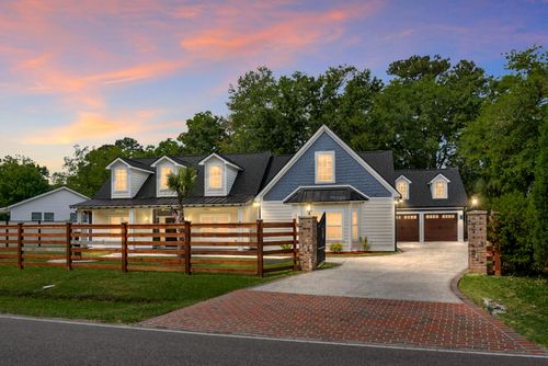 3257 Pinewood Dr, Ladson, SC, 29456-3829 | Card Image