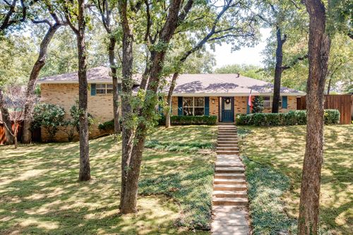 1405 Cliffwood Rd, Euless, TX, 76040-6403 | Card Image