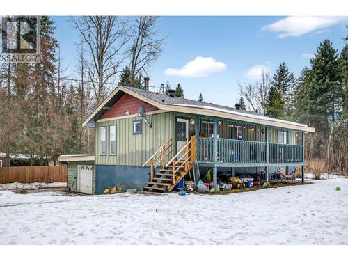 1050 Scott Dr, Clearwater, BC, V0E1N1 | Card Image