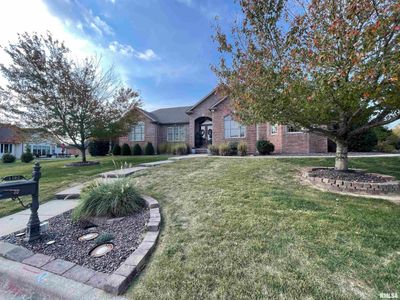 1502 Chart Hills Drive, House other with 5 bedrooms, 3 bathrooms and null parking in Marion IL | Image 2