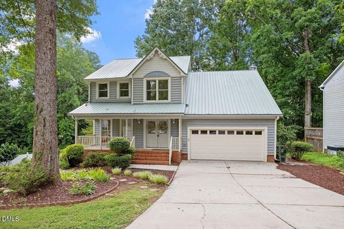 810 Northampton Dr, Cary, NC, 27513-4642 | Card Image