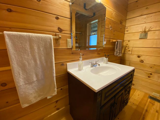 431 Harold Luke Rd, House other with 4 bedrooms, 4 bathrooms and null parking in Campton KY | Image 48