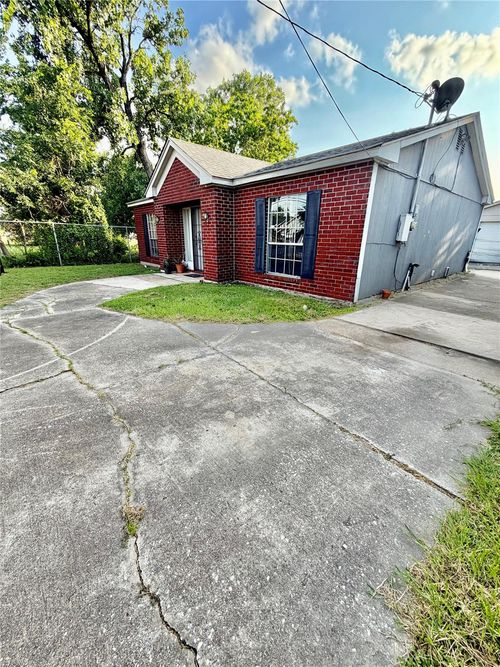 1919 Gregg Street, Houston, TX, 77020 | Card Image