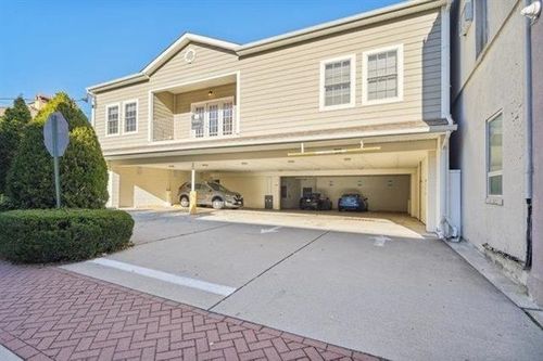 2-683 Main St, Hackensack, NJ, 07601 | Card Image