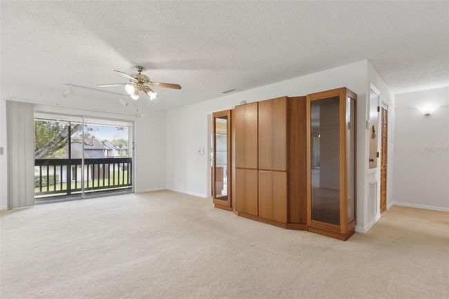 Living Room | Image 6