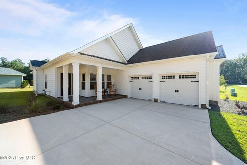 23 Paddington Way, Trent Woods, NC, 28562 | Card Image