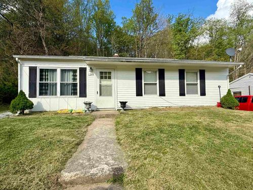 1255 Bellaire St, Fairmont, WV, 26554-1408 | Card Image