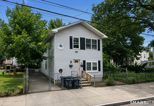 52 Button St, New Haven, CT, 06519-2418 | Card Image