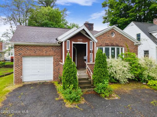 1420 Western Ave, Albany, NY, 12203-3423 | Card Image