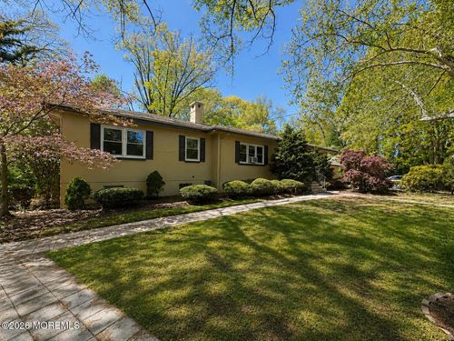 4 Orchard Ave, Bordentown, NJ, 08505-1512 | Card Image