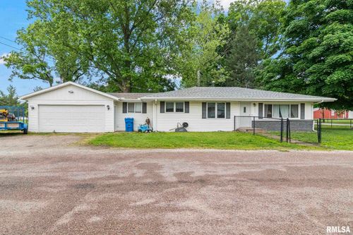 17544 Bobwhite St, Petersburg, IL, 62675-6603 | Card Image