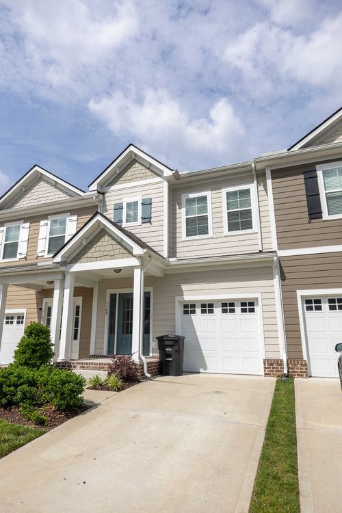 1109 Sweetleaf Dr, Franklin, TN, 37064-5050 | Card Image