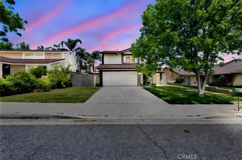21631 Grovepark Dr, Saugus, CA, 91350-1613 | Card Image