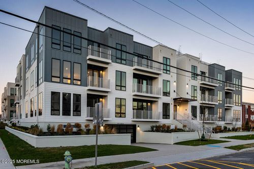 102-215 2nd Ave, Asbury Park, NJ, 07712-6281 | Card Image