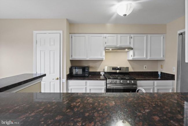 APT-101 - 8058 Lisle Dr, Condo with 2 bedrooms, 2 bathrooms and null parking in MANASSAS VA | Image 12