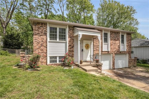 2517 Nw Kingsridge Dr, Blue Springs, MO, 64015-2605 | Card Image