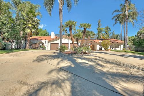 9828 Flying Mane Ln, Rancho Cucamonga, CA, 91737-1618 | Card Image