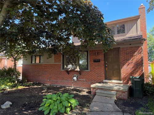 22515 Lincoln Street, St Clair Shores, MI, 48082 | Card Image
