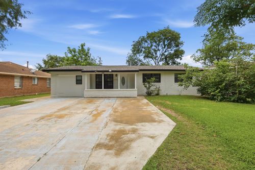 10011 Aves St, Houston, TX, 77034-1903 | Card Image