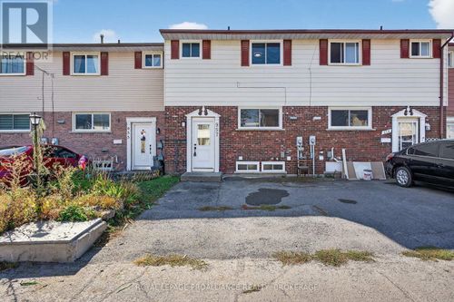 957 Oakview Ave, Kingston, ON, K7M6W9 | Card Image