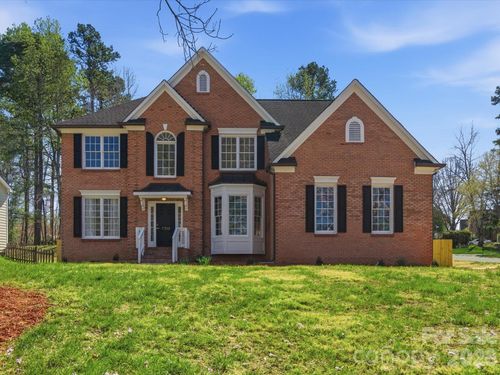 7702 Harrington Woods Rd, Charlotte, NC, 28269-0784 | Card Image