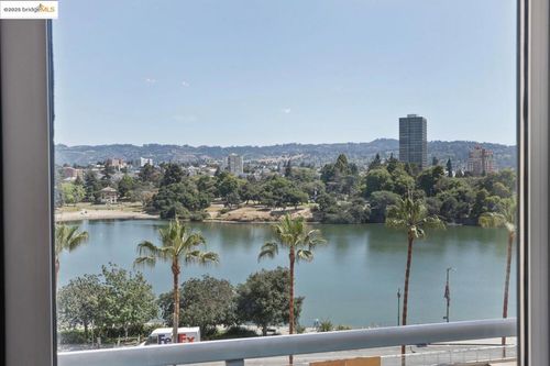 apt-611-1 Lakeside Dr, Oakland, CA, 94612-4635 | Card Image