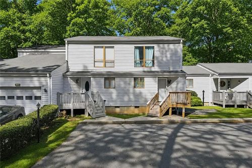 402 Willow Way, Villa Rica, GA, 30180-9626 | Card Image