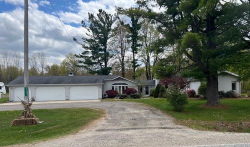 21403 Swan Creek Rd, Merrill, MI, 48637-9704 | Card Image