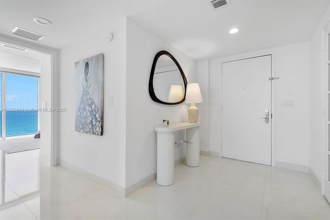 APT-1101 - 1830 S Ocean Dr, Condo with 3 bedrooms, 3 bathrooms and null parking in Hallandale Beach FL | Image 46