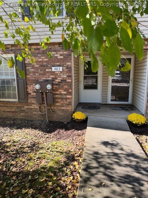 403 Saddlehorn Road, Charleston, WV, 25314 | Card Image