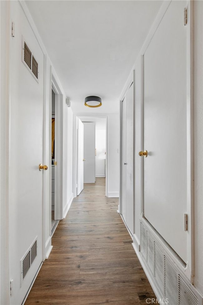APT-53 - 15511 Sherman Way, Condo with 2 bedrooms, 2 bathrooms and 1 parking in Van Nuys CA | Image 18