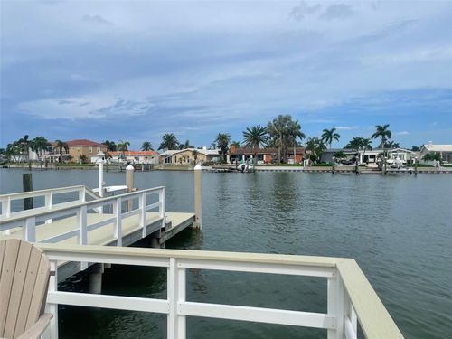 2709-543 Boca Ciega Point Blvd N, ST PETERSBURG, FL, 33708-2731 | Card Image