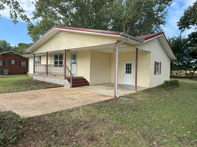 50 Highway 140 S, House other with 3 bedrooms, 2 bathrooms and 3 parking in Gleason TN | Image 3