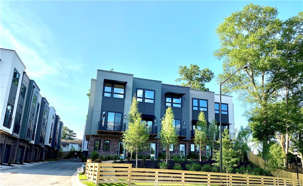 Residential Lease in Atlanta 4