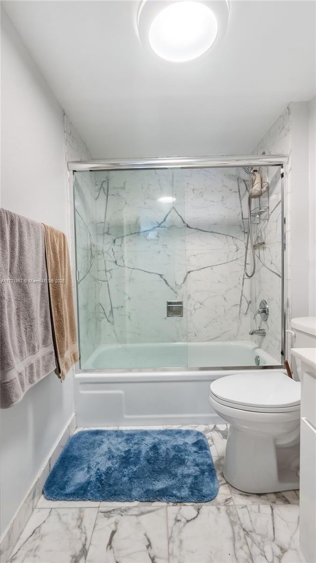 APT-2801 - 1370 Ocean Blvd, Condo with 2 bedrooms, 3 bathrooms and null parking in Pompano Beach FL | Image 23