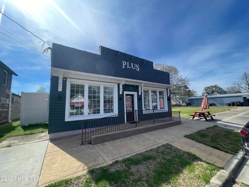 107 E Main St, Creswell, NC, 27928-8003 | Card Image