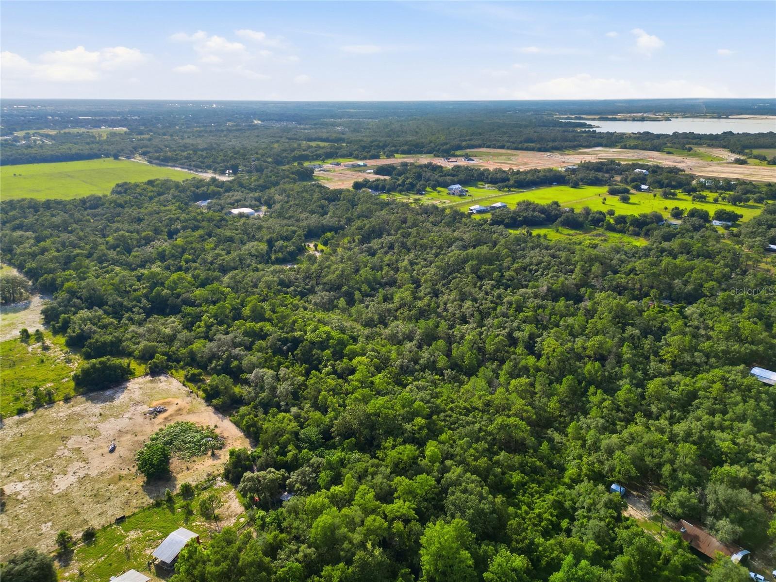 Land in DAVENPORT 4