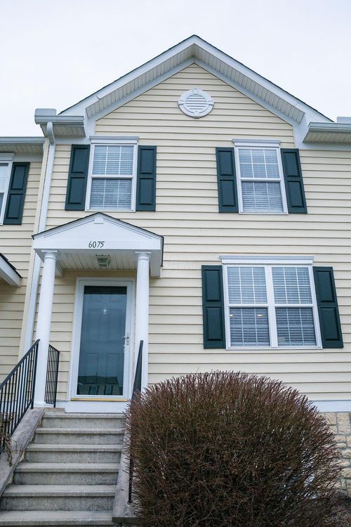 6075 Phar Lap Dr, New Albany, OH, 43054-8105 | Card Image