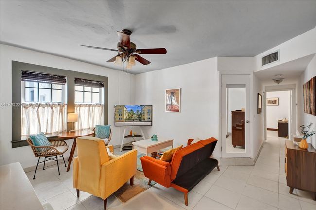 APT-202 - 536 14 Th St, Condo with 2 bedrooms, 2 bathrooms and null parking in Miami Beach FL | Image 8