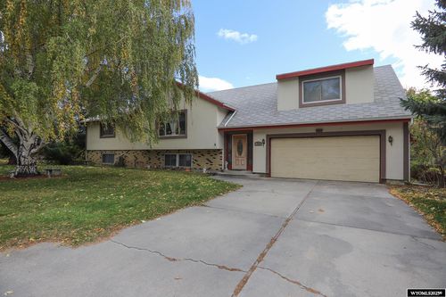 719 Fullerton Ave, Buffalo, WY, 82834-2570 | Card Image