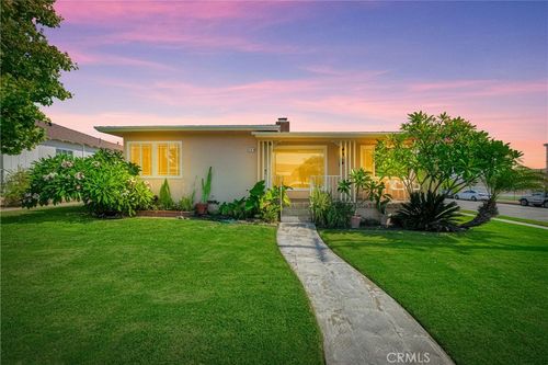 300 N 21st, Montebello, CA, 90640 | Card Image