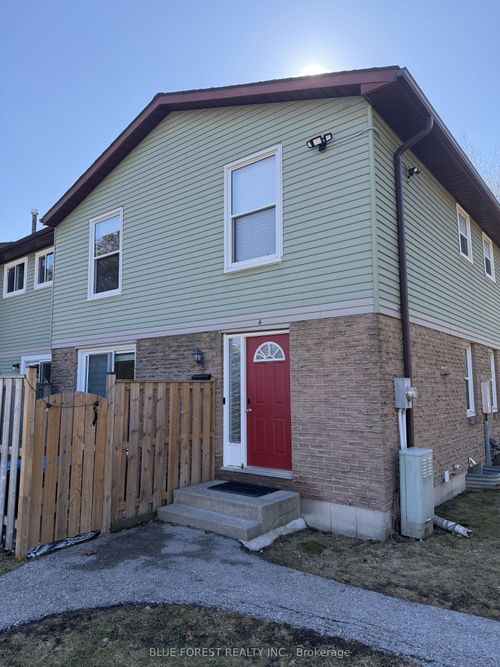 4-70 Fiddlers Green Rd, London, ON, N6H4R4 | Card Image