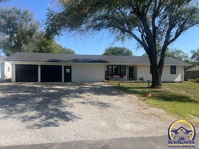 104 N Anna, House other with 3 bedrooms, 2 bathrooms and null parking in Olpe KS | Image 1